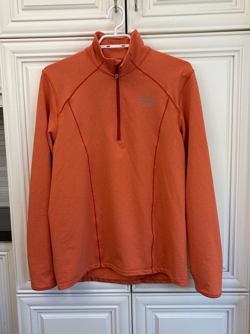 Mountain Hardwear women’s athletic jacket